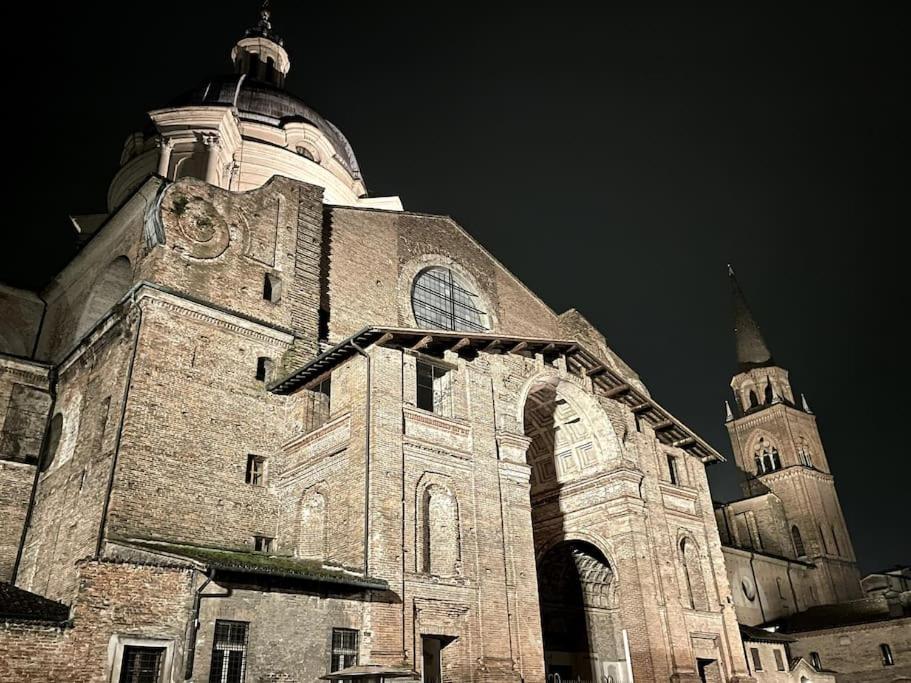 Wonderful Central Apartment! Mantova Exterior photo