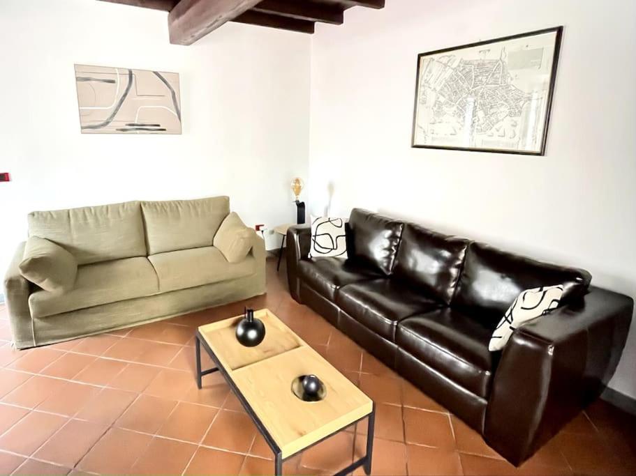 Wonderful Central Apartment! Mantova Exterior photo